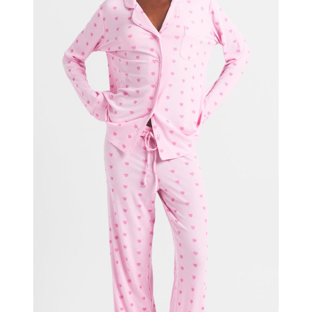 Skims, soft lounge, sweethearts sleep set ￼